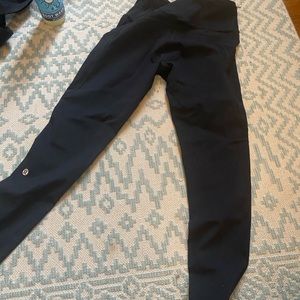 Fake Lulu Leggings